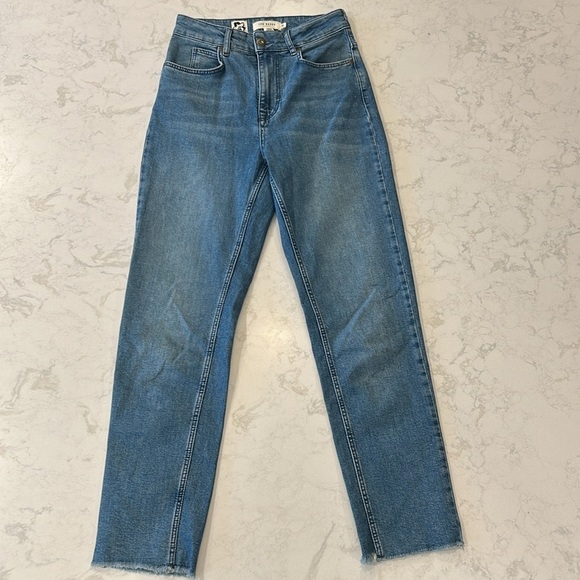 Ted Baker Morgani Straight Leg Blue Denim Jeans Raw Hem - Picture 2 of 15